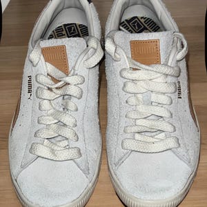 PUMA Wildleder Vintage SC Sneakers, Weiß / Sweet Grape / Marshmallow, Größe 6.5