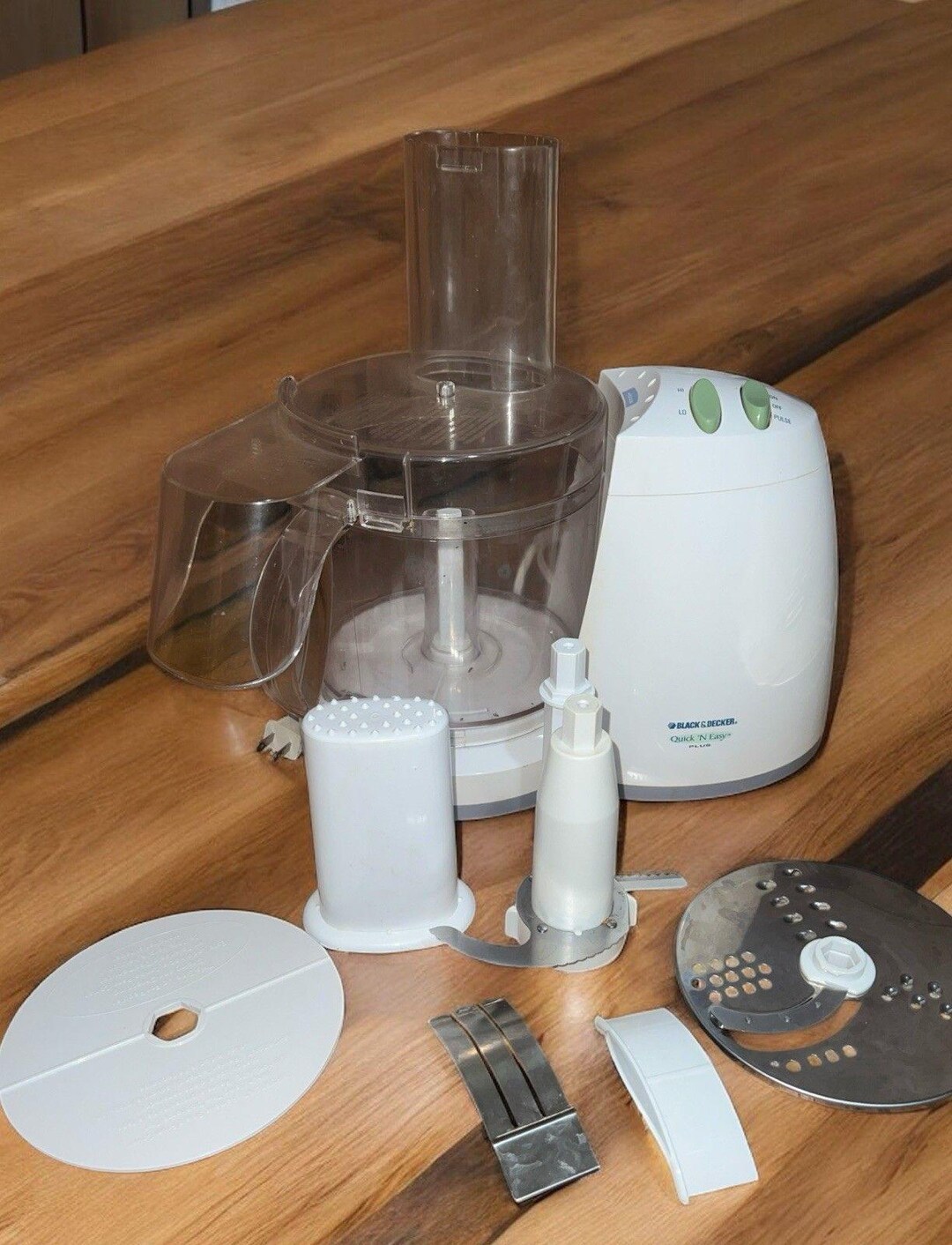 Black & Decker Quick 'N Easy Plus FP1400 Electric Food Processor W