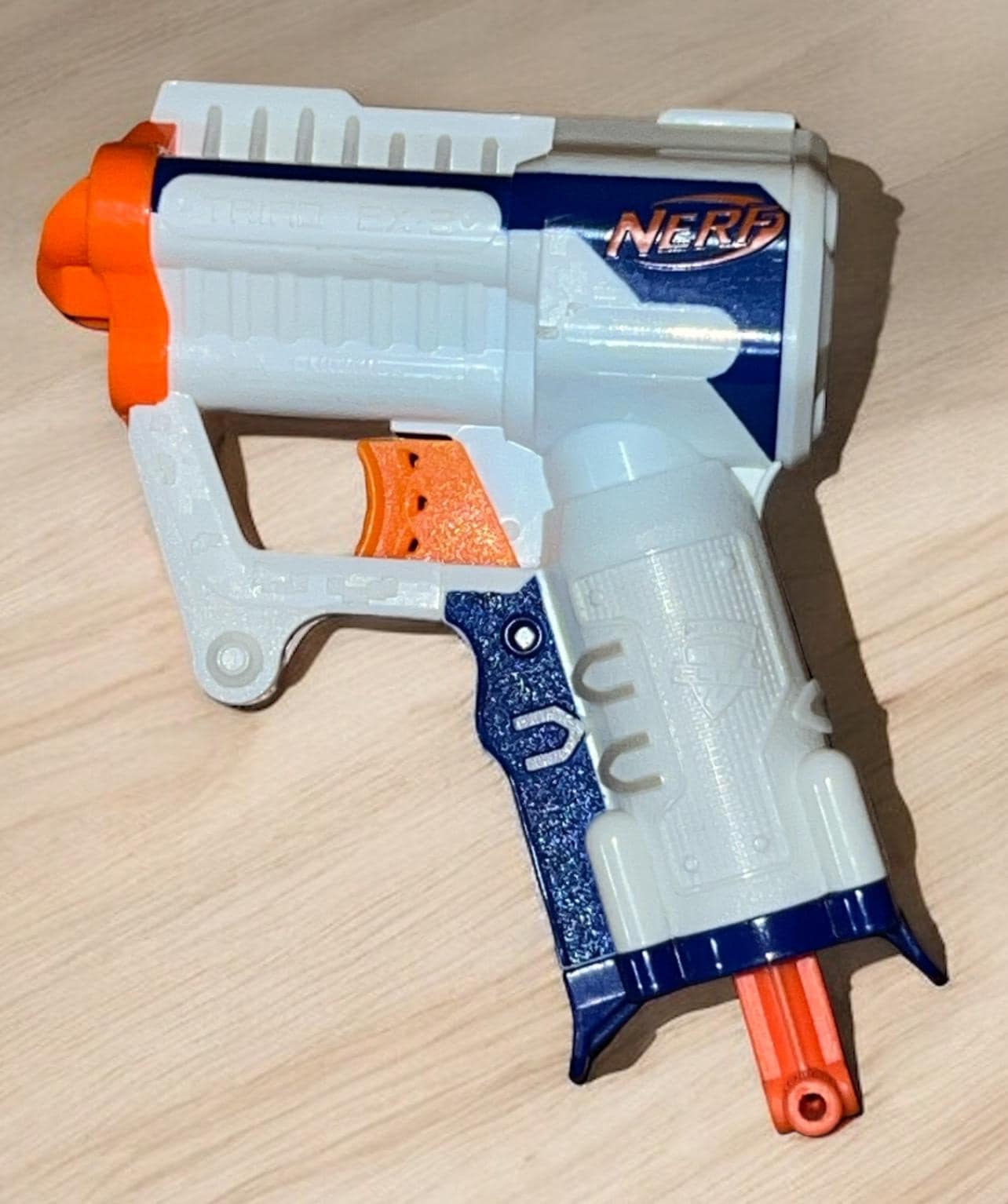 NERF トイガンセット Triad EX-3 Amazon.com: Nerf N-Strike Elite Triad EX-3 Toy, Multicolor