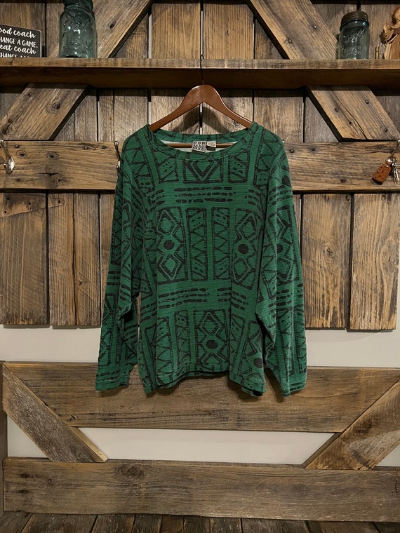 M-Very Rare Vintage OOH MAU MAO Green Pattern Pul… - image 1