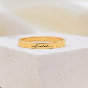 Minimalistische naamring, aangepaste moedersnaamring, zilveren ring, stapelring, gegraveerde ring, verjaardagscadeaus, gepersonaliseerd cadeau, Moederdagcadeaus