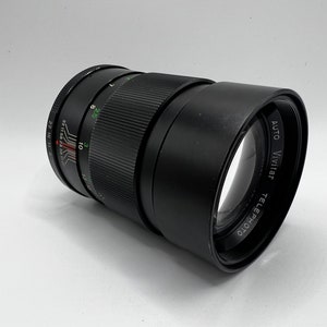 Vivitar 135mm f/2.8 M42 Screw Mount Lens