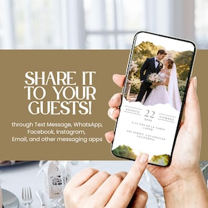 Może przedstawiać: Smartfon wyświetlający cyfrowe zaproszenie ślubne ze zdjęciem pary w strojach wizytowych. Na ekranie widnieje tekst SHARE IT TO YOUR GUESTS! through Text Message, WhatsApp, Facebook, Instagram, Email, and other messaging apps.