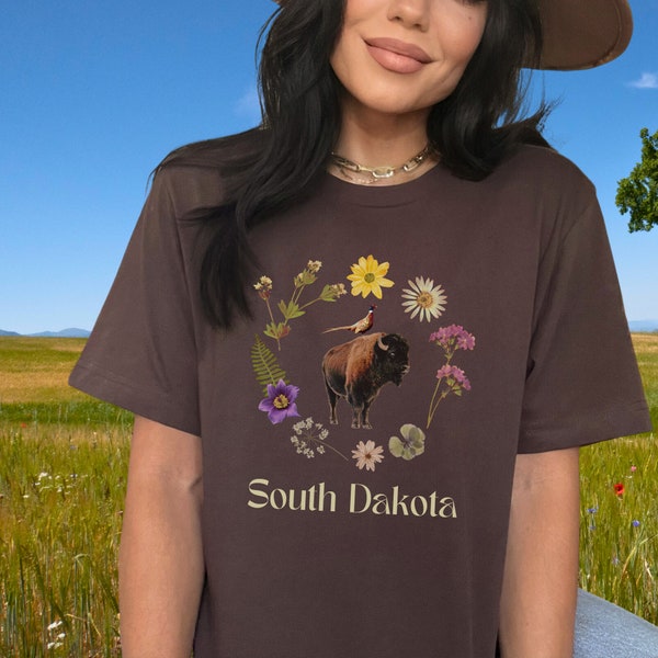 South Dakota T-Shirt, pasque pressed flowers bison buffalo pheasant cottagecore Americana Sioux Falls Black Hills Rapid City Spearfish Sapa