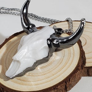 Ciondolo testa di mucca. Collana Teschio Collana Country Western. Bohéchic. Ciondolo teschio di mucca