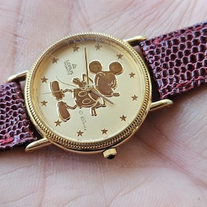 Vintage Disney Wristwatch LORUS Quartz Minnie Mouse Analog Wrist Watch