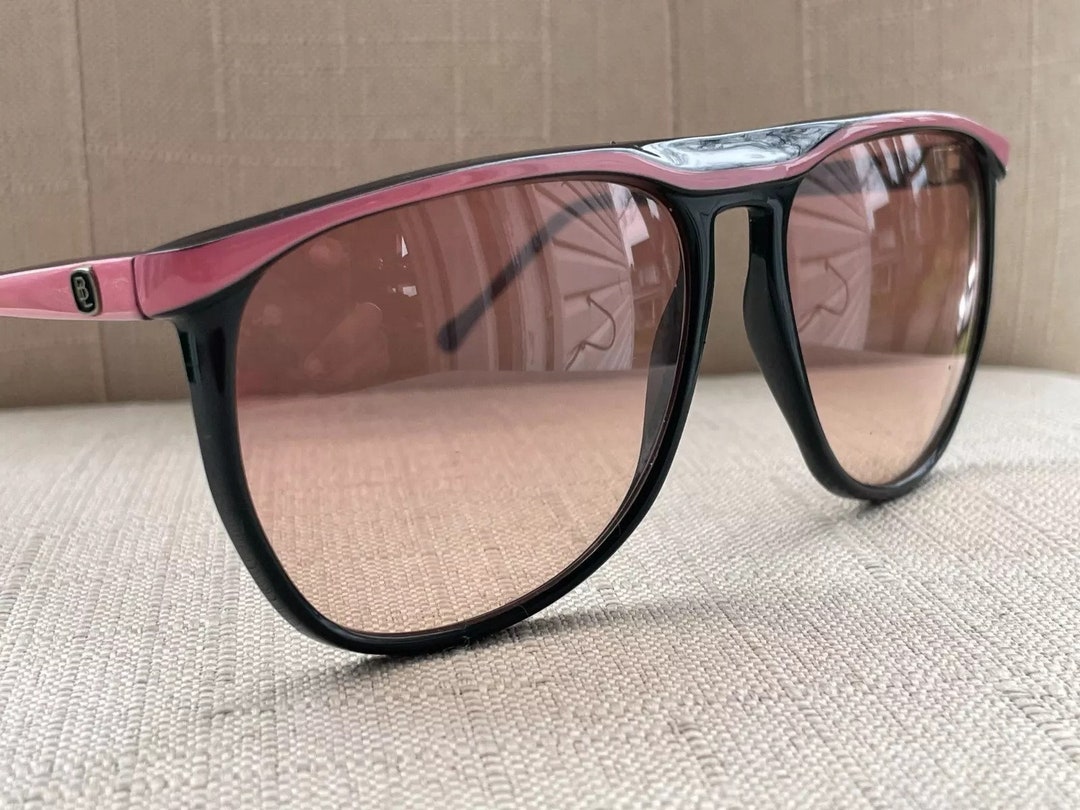 Bausch & Lomb Women Sunglasses Vintage Black/pink Big Face 