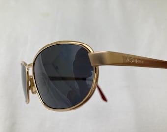 Yves Saint Laurent Women Sunglasses  y101 130 Vintage Gold Oval Frame