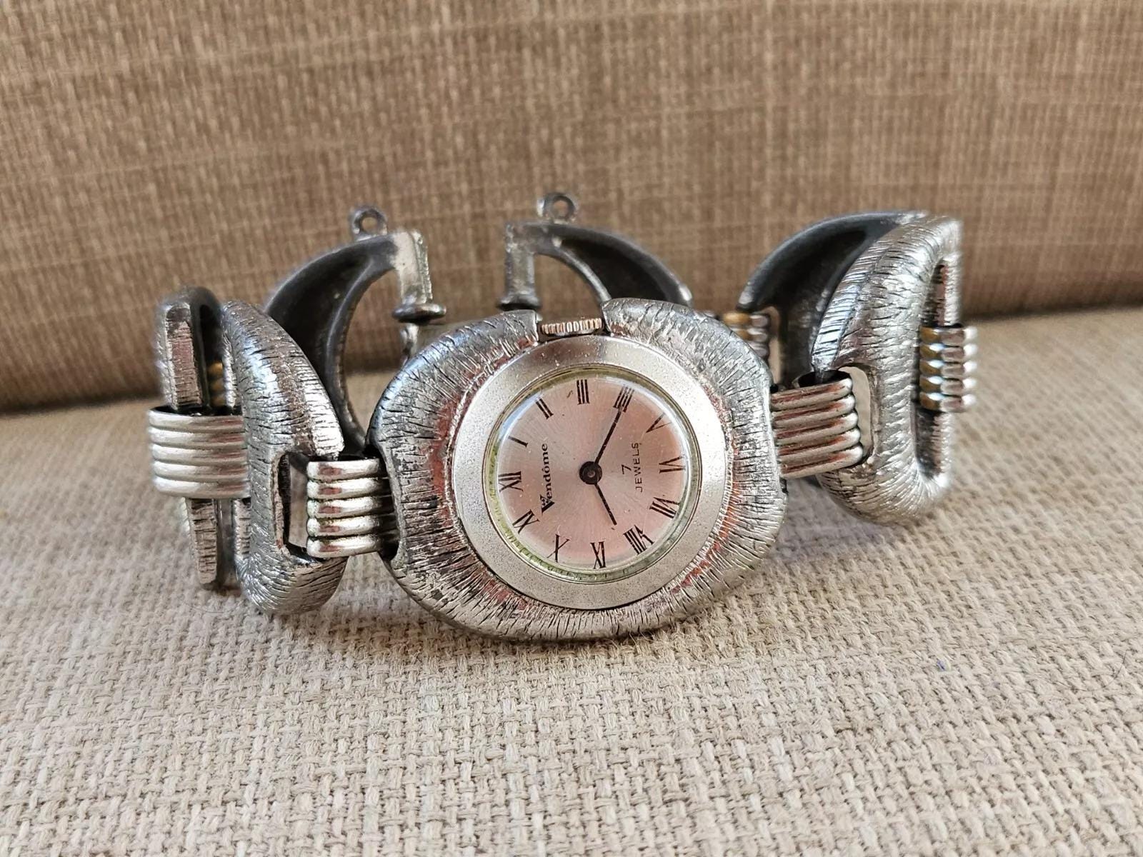 VTG Vendome Analog Watch 7-Jewel Wind-Up Vintage Vendome 7 Jewels hand wind Swiss watch main image 2