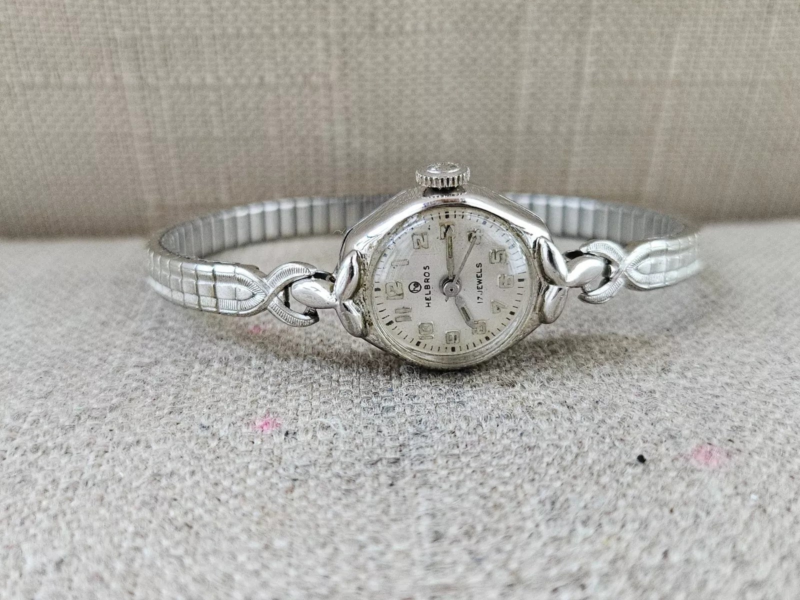 HELBROS Vintage Ladies Wristwatch Hand Winding Silver Tone 17 Jewels Wrist Watch Etsy