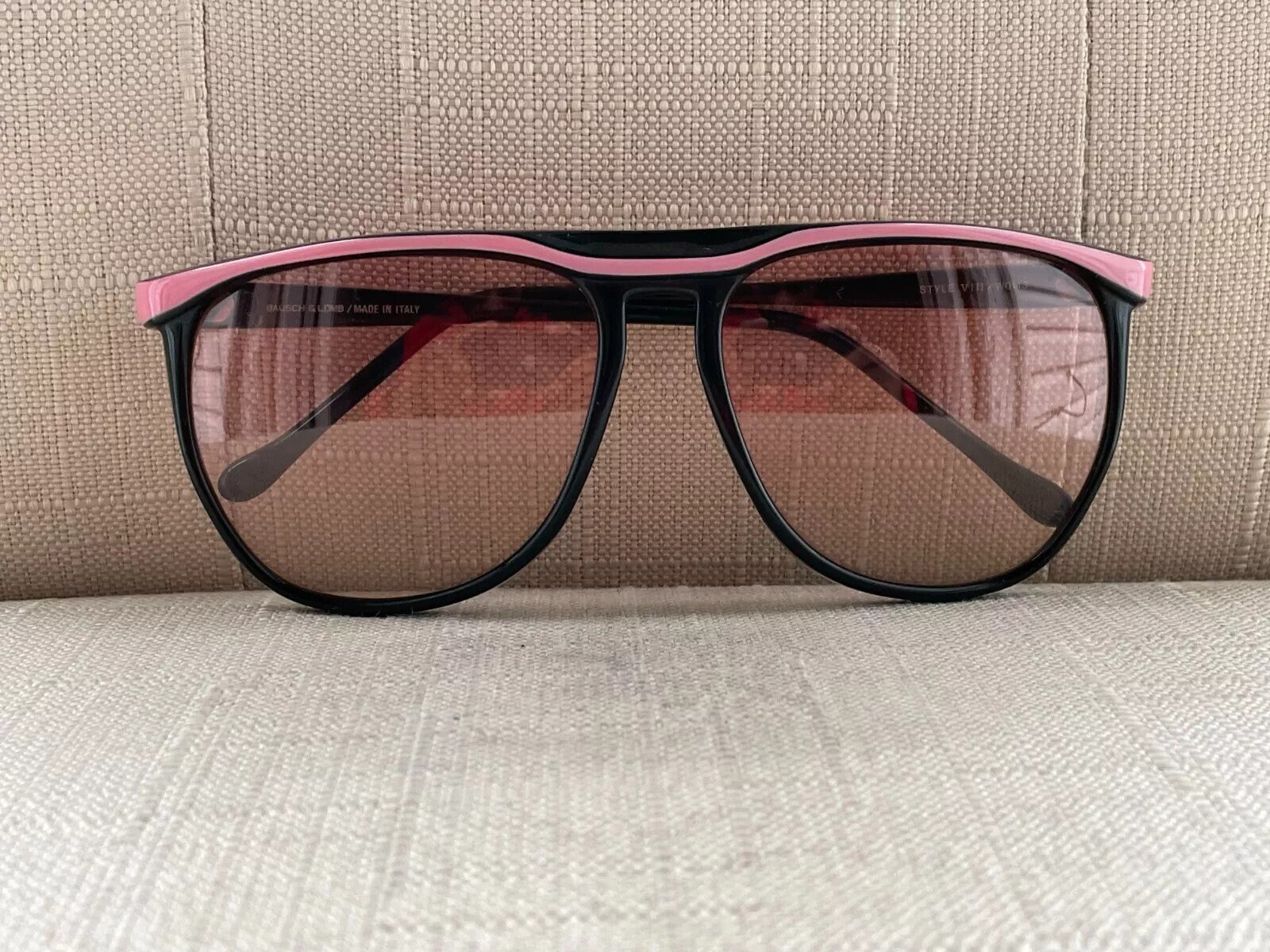 Bausch & Lomb Women Sunglasses Vintage Black/Pink Big Face Eye Wear Italy Made Vintage Bausch and Lomb Ray Ban Black Glacier Wings Leather  main image 3