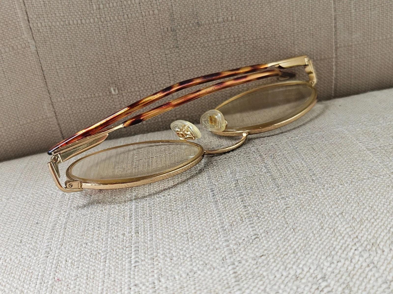 Vintage Loxuttica Women Eyeglasses Frame GOLDELETROPLATED Glasses Frame Italy Vintage Luxottica Women Eyeglasses Frame GOLDELETROPLATED  main image 3