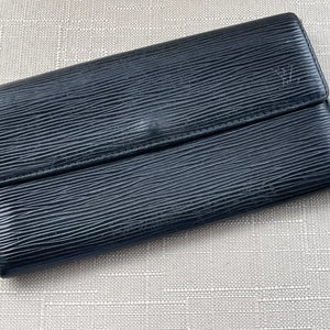 Louis Vuitton portofeuilles viennois Womens Folded wallet M61674 Cloth  ref.261398 - Joli Closet