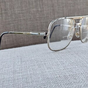 Vintage Gallery Panther Men Eyeglasses Frame Gold Tone Kenmark Glasses Frame