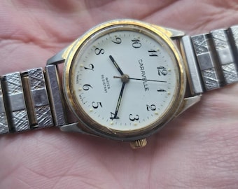Reloj de pulsera vintage Caravelle Bulova para hombre, movimiento francés, cuerda manual.