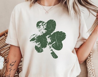 Retro Shamrock Shirt, Cute Lucky T-Shirt, Women's St Patricks Day Shirt, Irish Shirt, Saint Patricks Day Shirt, Shenanigans Four Leaf Clover