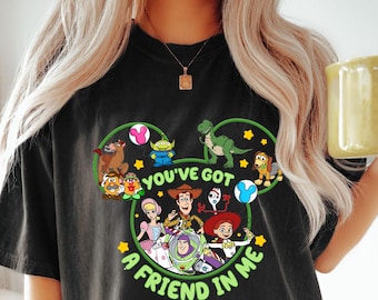 Camiseta "Tienes un amigo en mí", camiseta de la familia de Toy Story, camiseta de los personajes de Toy Story, camiseta de los amigos de Disney, camiseta de la pareja de Disney