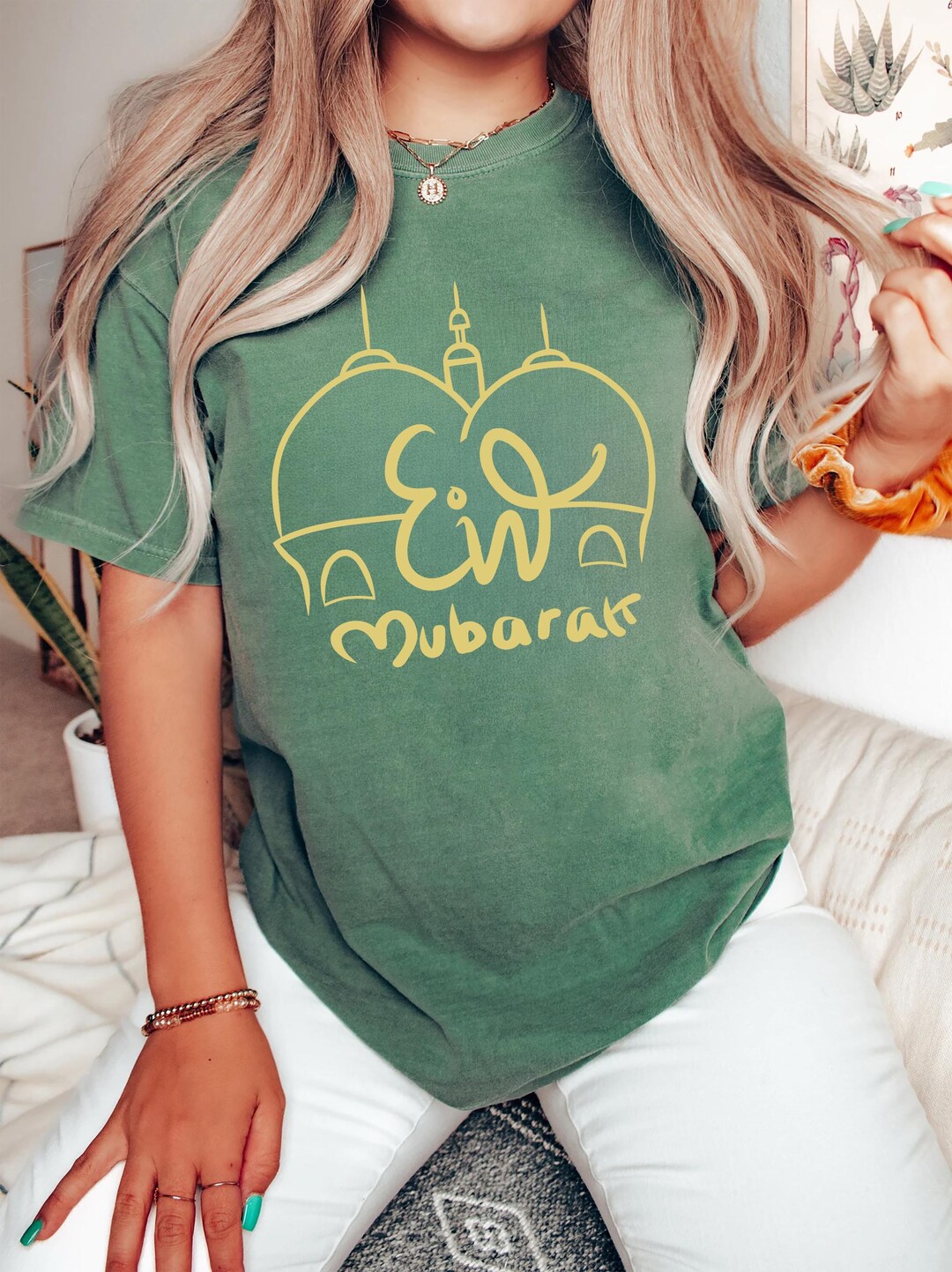 Women Eid Mubarak Long Sleeve Tee