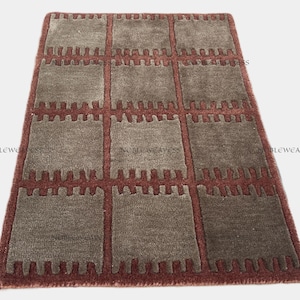 Hand Tufted New Zealand Wool Rug: Brown & Rust Geometric Design