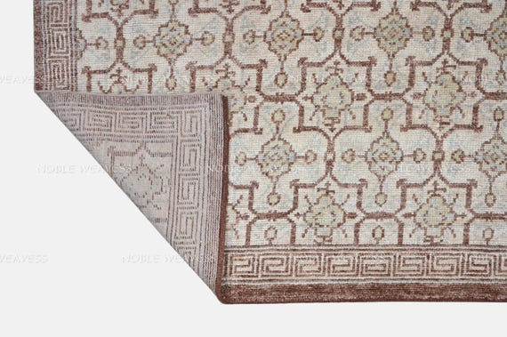 Hand Knotted Ghazni Wool Rug: Traditional Oushak Floral Design, 8x10