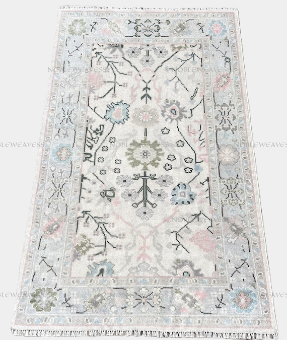 Hand Knotted Oushak Wool Rug: Ivory Pastel Floral Carpet
