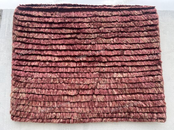 Hand Knotted Rose Pink Jute Rug: Chunky Bohemian Weave