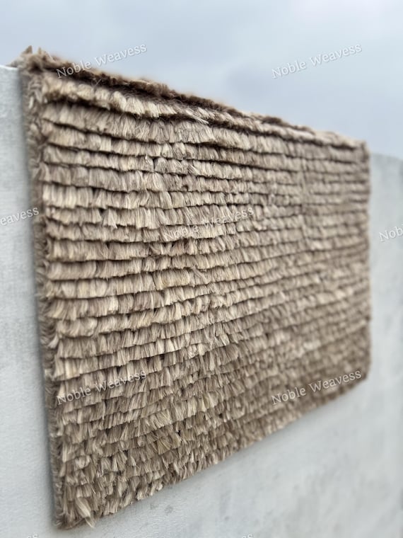 Hand Knotted Jute Rug: Chunky Weave, Eco-Friendly, Rustic Decor