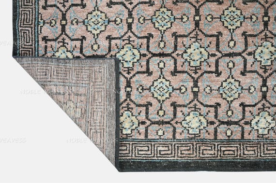 Hand Knotted Ghazni Wool Rug: Traditional Oushak Floral Area Rug