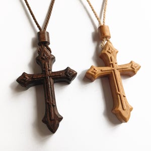 Eenvoudige orthodoxe houten hanger met kruis: