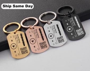 Dog Tag Keychains Laser Engraved Music Keychains Song Keyring Personalized Plaque Keychain Wedding Party Favors Groomsmen Valentine Day Gift