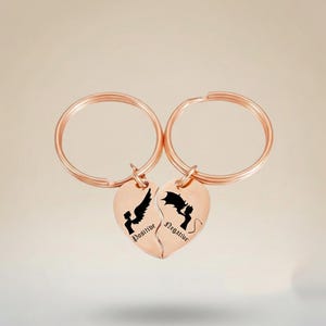 Personalized Split Heart Keychain Set for Couples, Custom Name Valentine Gift for Him/Her