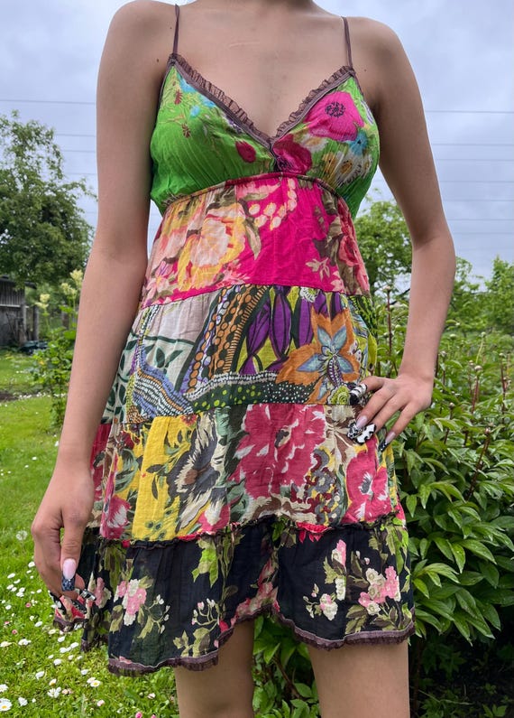 Vintage 2000s Y2K Patchwork Tiered Mini Dress - Colorful Floral Boho Slip Dress - Summer Festival Hippie Style - Size S