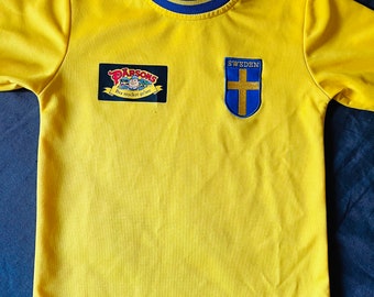 100 cm Vintage Swedish National Symbol Football T shirt Sweden Nordic Scandinavian T4 US size