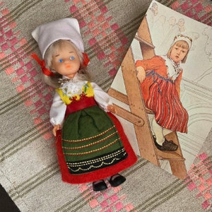 Set di 3 centrotavola tradizionali vintage svedesi di piccole dimensioni o bambola di tovaglioli, cartolina tradizionale in lino intrecciato