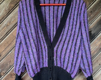 Vintage veste en laine mohair tricotée cardigan M ou UK 14 femme noir violet