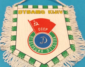 Dynamo Kiev Kijv Ukraine 1980s soccer football handmade fait-main pennant fanion wimpel - unique vintage rare decorative item