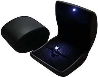 Fascinating Diamonds Deluxe Black LED Lighted Engagement Proposal Ring Gift Box Unique Shape Design Jewelry Gift Case