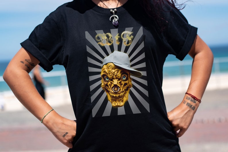 Horror T-Shirt Skull Motif Gothic Print Skull Clothing image 1
