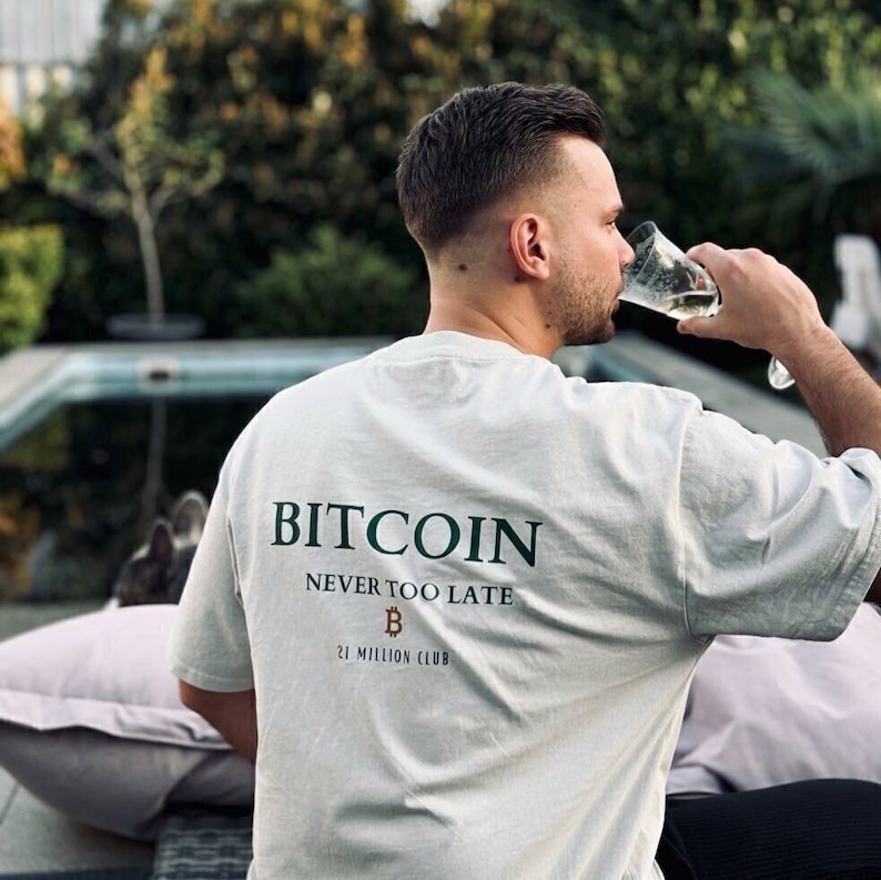 21 MILLION CLUB OVERSIZED T-SHIRT btc t Shirt mit grüner Schrift
