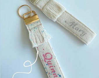 Llavero con nombre personalizado - Regalo pequeño personalizado - Llavero con nombre hecho a mano