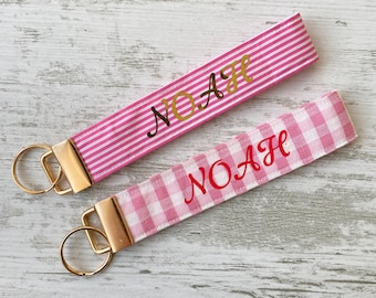 Llavero rosa personalizado – Llavero de tela hecho a mano, accesorio para bolso