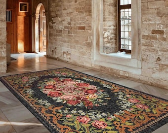 Floral Pattern Rug, Victorian Style Area Rug with Ornate Botanical Design, Dark Tone Living Room Rug, 5x7 Area Rug for Home Decor