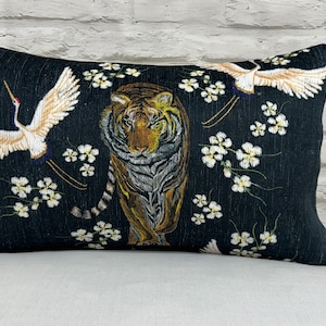 Trendy Pillow Sham, Japanese Pillow, Japanese Tiger and Cranes Pillow Cover, Animal Pillow Case, Tiger Pillow, Living Room Decor,