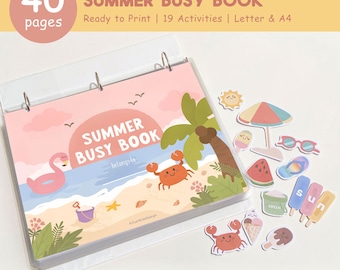 Pode incluir: Um Livro de Atividades de Verão com 40 páginas, pronto para imprimir. A capa apresenta uma cena de praia com um flamingo, um caranguejo e uma palmeira. Inclui 19 atividades. Autocolantes adicionais com tema de verão, incluindo gelados e óculos de sol.