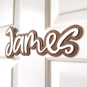 Presente pessoal para bebê Placa de madeira personalizada com nome Decoração para berçário de meninas Placa personalizada com nome para recém-nascido Presente para chá de bebê