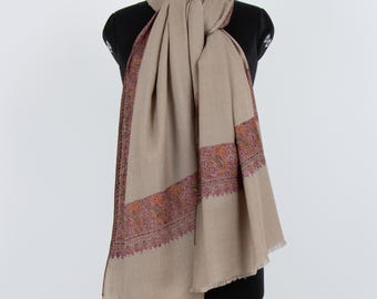 ピスタチオ パシュミナ Kanni 刺繍ショール: L ラップ (40x80 インチ