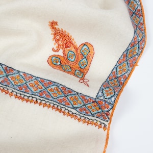 Forever Gift - Ivory Cashmere Pashmina | Sozni Hand Embroidery Scarf for Her, Gift For Her, 40x80&quot;