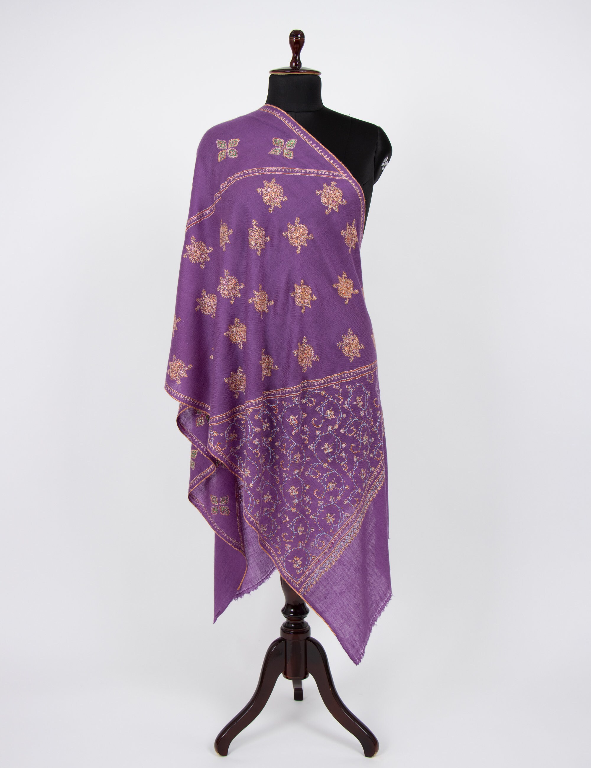 Nepal Cashmere Gradation Stole – マザーハウス 公式サイト