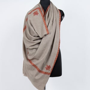 Embroidered Kashmiri Pashmina Shawl: Sozni Scarf, 40x80&quot;