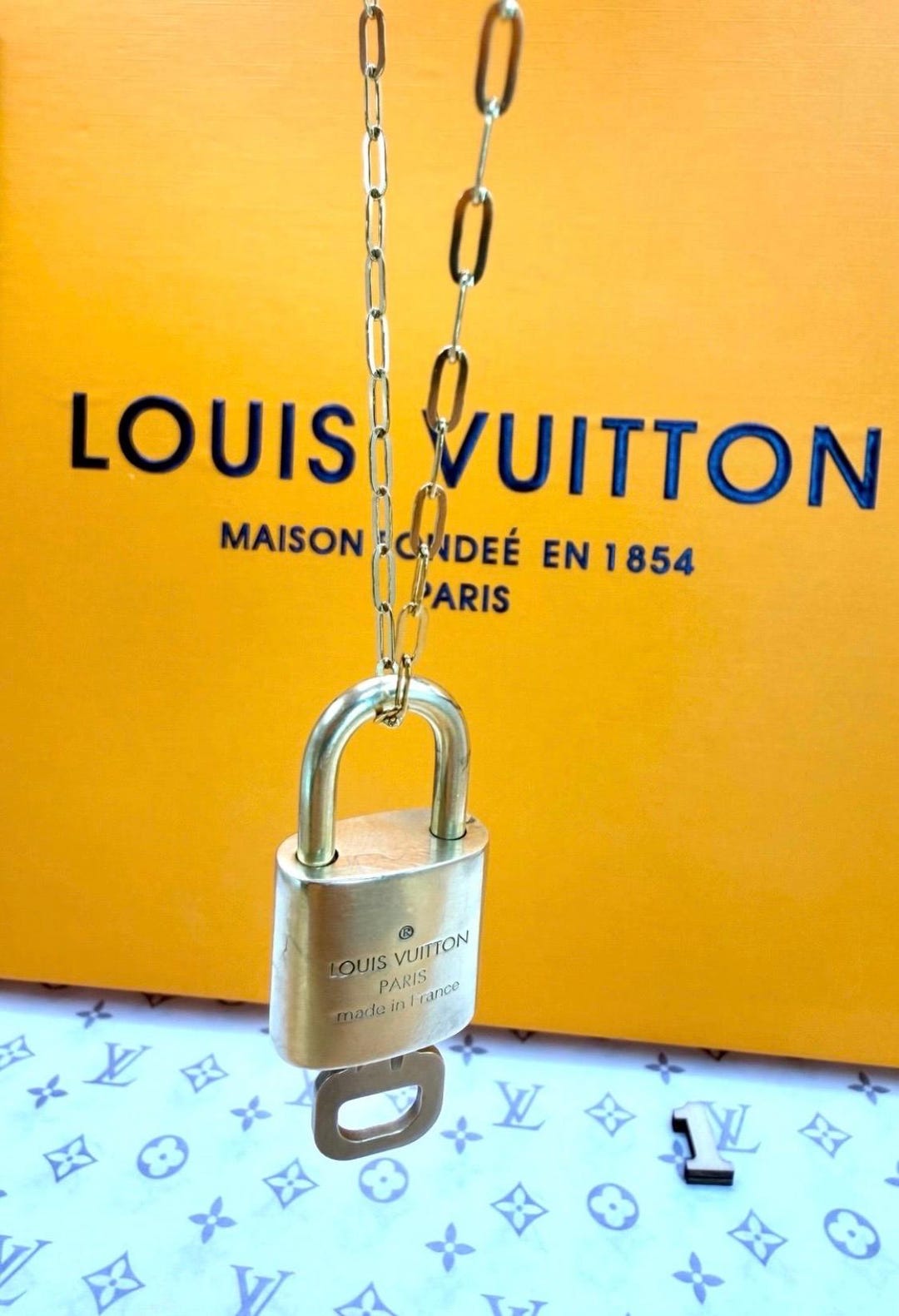 Louis Vuitton #333 *ANGEL* Lock & Key W/ 18K Gold Plated Paperclip ...